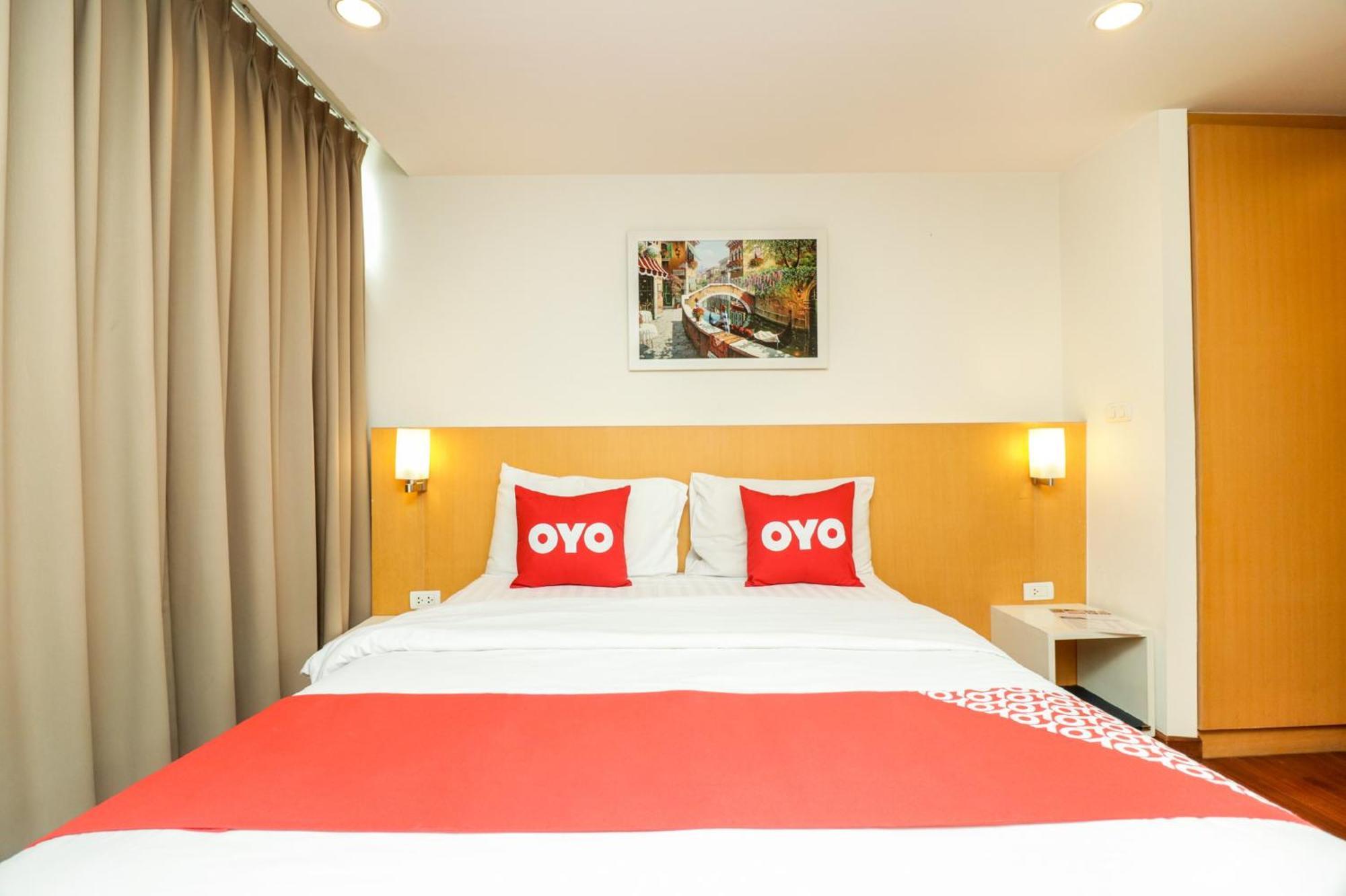 Khách sạn Oyo 225 Premier Place 2*