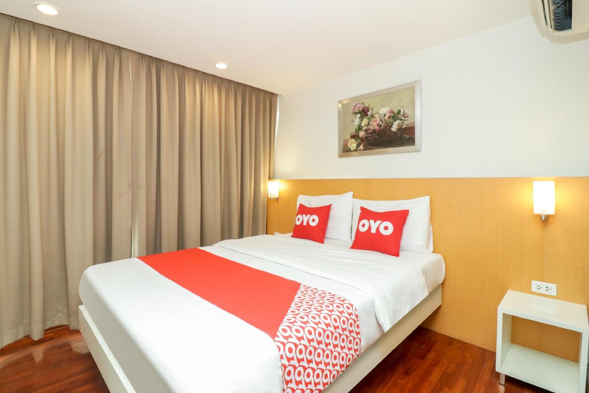 Oyo 225 Premier Place Khách sạn 2*