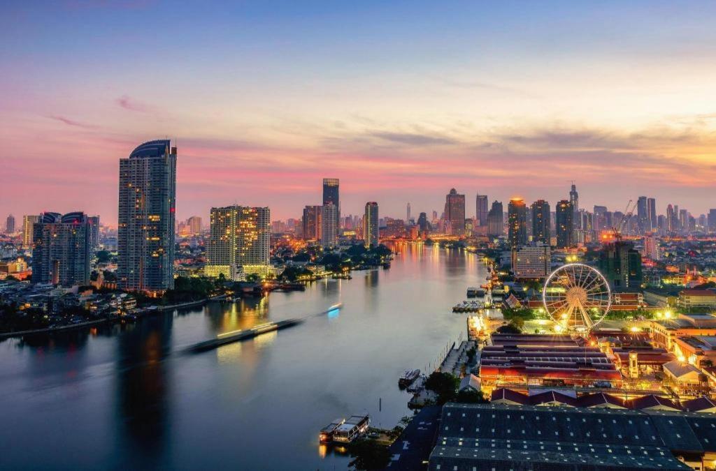 Hotel Oyo 225 Premier Place Bangkok